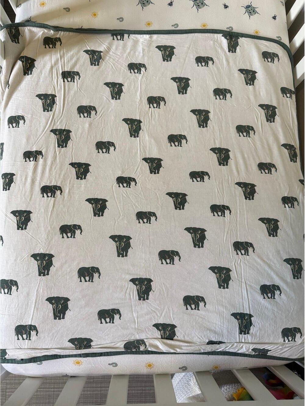 Kyte baby OG pine elephant baby blanket 1.0 tog 
Playyyy